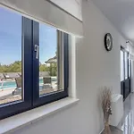Lägenhet Luana With Private Pool Poreč