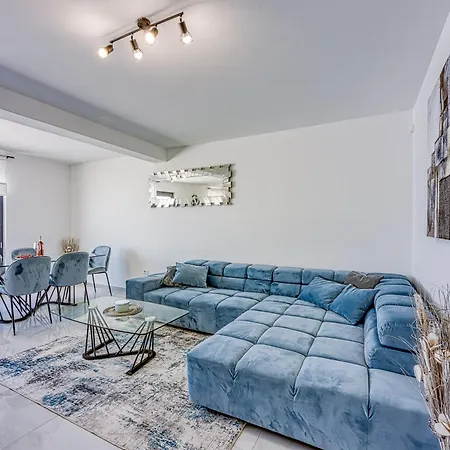 Appartement Luana With Private Pool Poreč